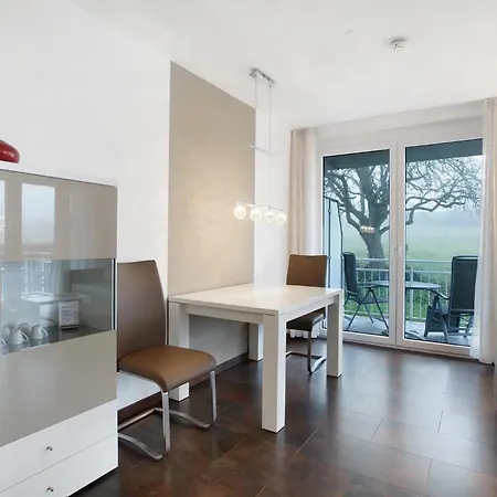 Burgunderblick - Balkon & Therme Inkl Kostenloser Parkplatz *